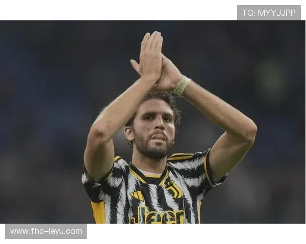 洛卡特利坦言尤文生涯瓶颈,前主帅批评球队限制其成长 洛卡特利坦言尤文生涯瓶颈,前主帅批评球队限制其成长