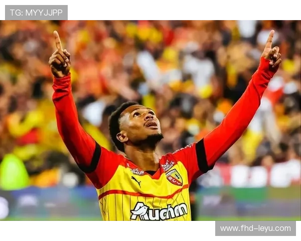 莱比锡红牛6-0法兰克福：奥蓬达帽子戏法，莱比锡主场狂胜